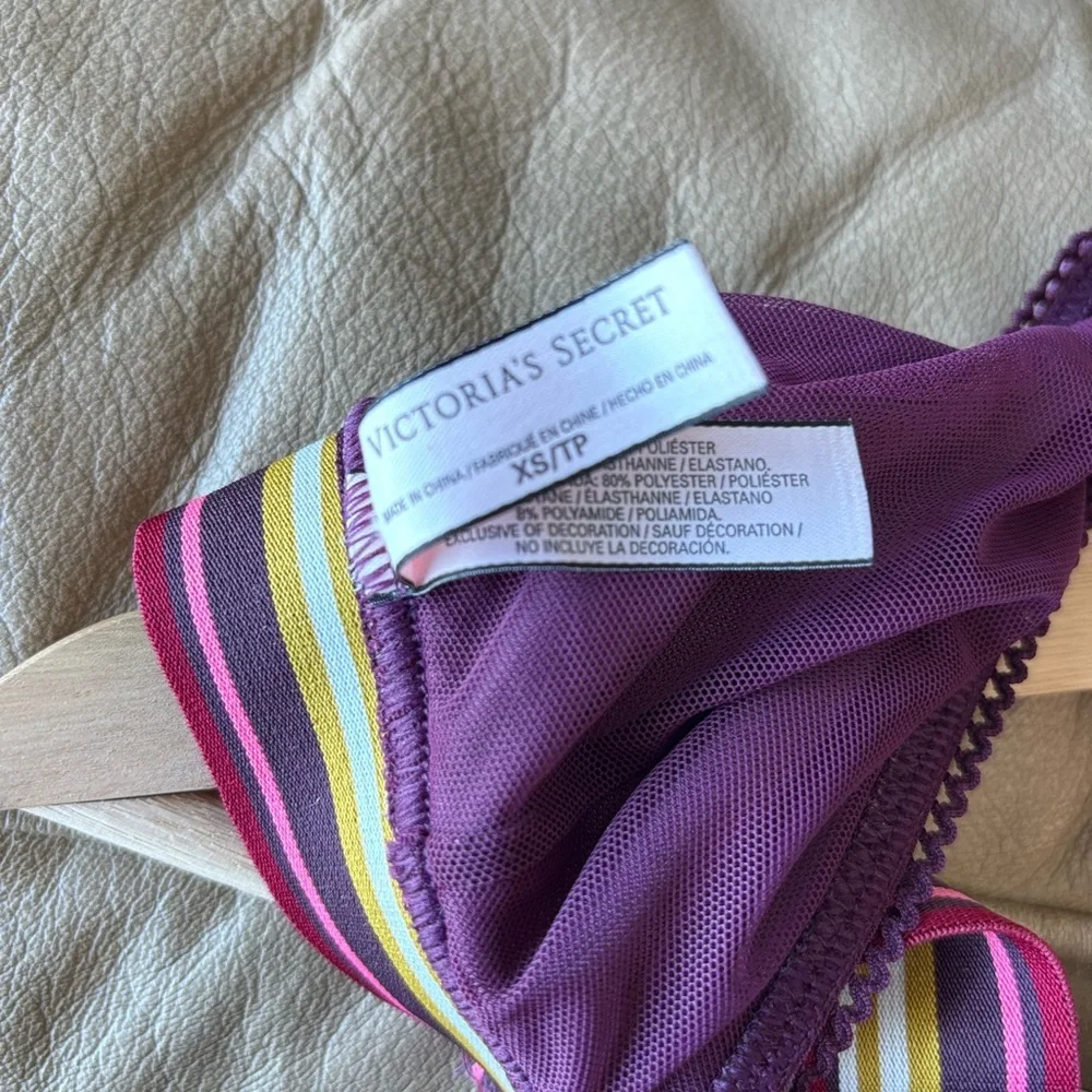 Victoria's Secret ‎ Unlined Strappy Triangle Velvet Bralette Bra Stripes Size XS